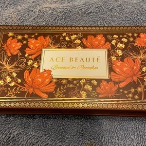 Ace Beaute Bronzed in Paradise Palette